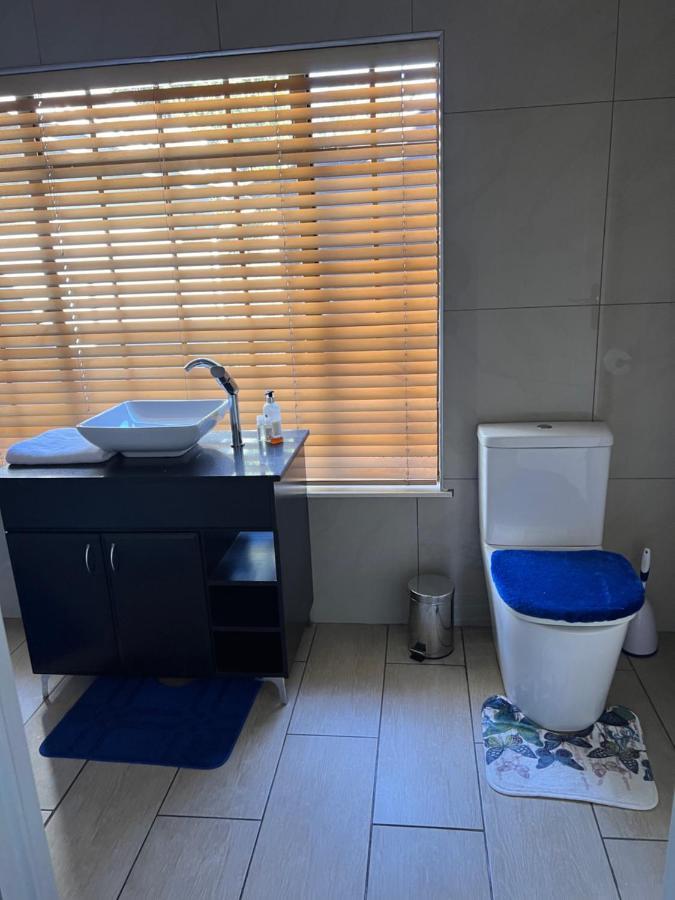 2 Op Terblanche Guesthouse บ็อคสเบิร์ก ภายนอก รูปภาพ